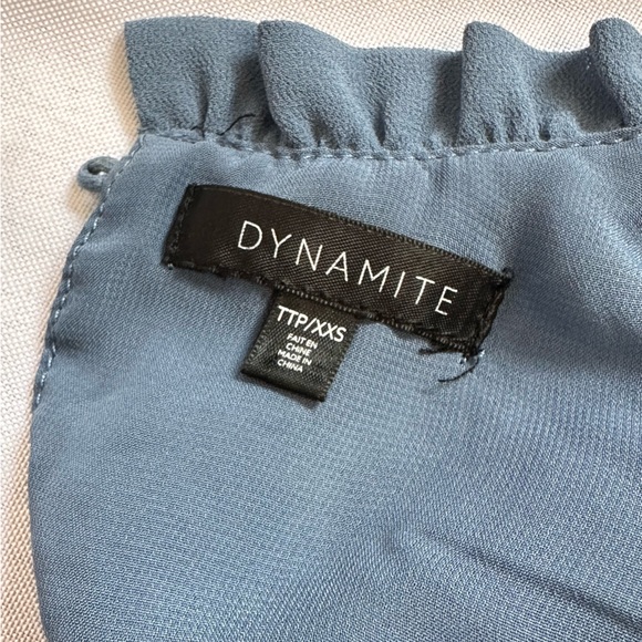 DYNAMITE Women’s High Necked Blouse With Butterfly Sleeves - Picture 5 of 6